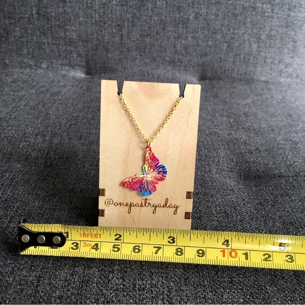 Butterfly Pendant Necklace Red Pink 18 Inches - Picture 14 of 17